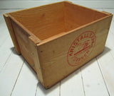 Trälåda, "Kristallsåpa"-Floby Överskottslager