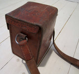 M/36 riktinstrument till kulspruta i läderväska med axelrem, använt-Floby Överskottslager