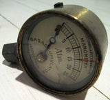 Manometer m/ä i mässing, använd-Floby Överskottslager